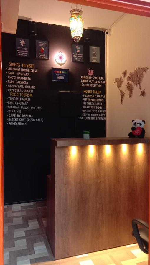 Hashtag Traveler'S Hostel Лакнау Екстериор снимка
